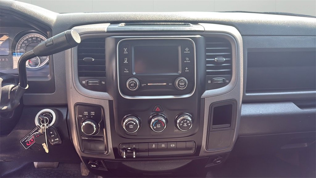 2017 Ram 2500 Tradesman photo 22