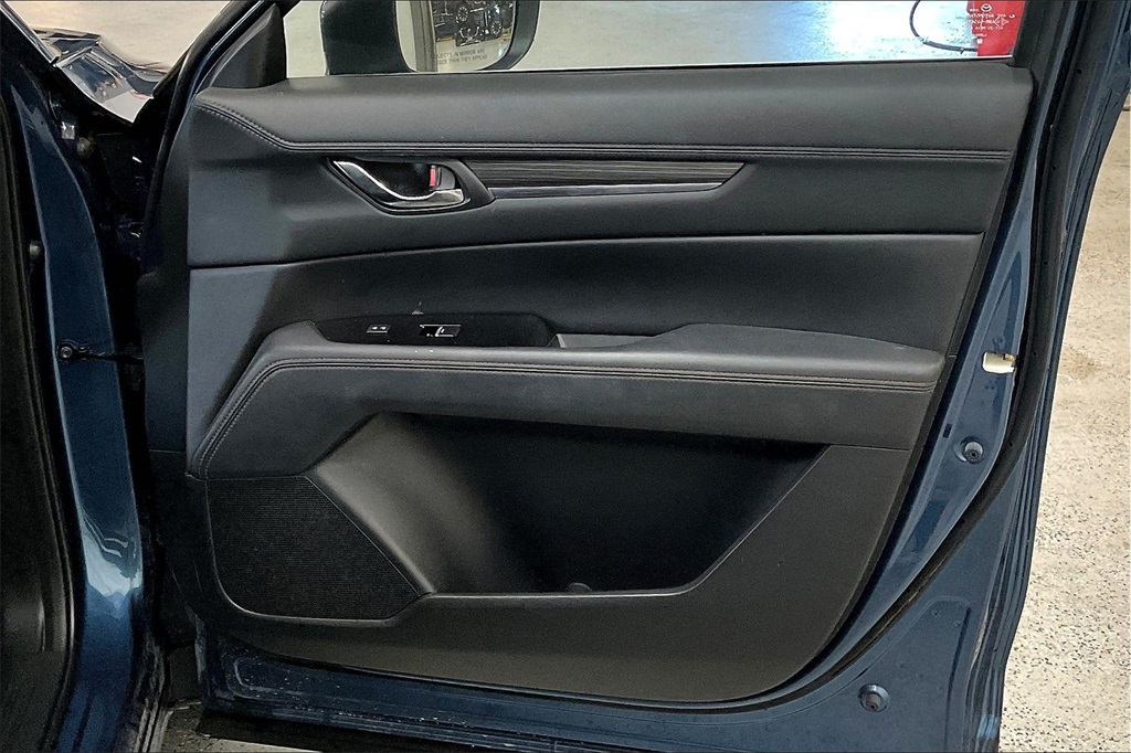 2022 Mazda CX-5 2.5 S Premium photo 22