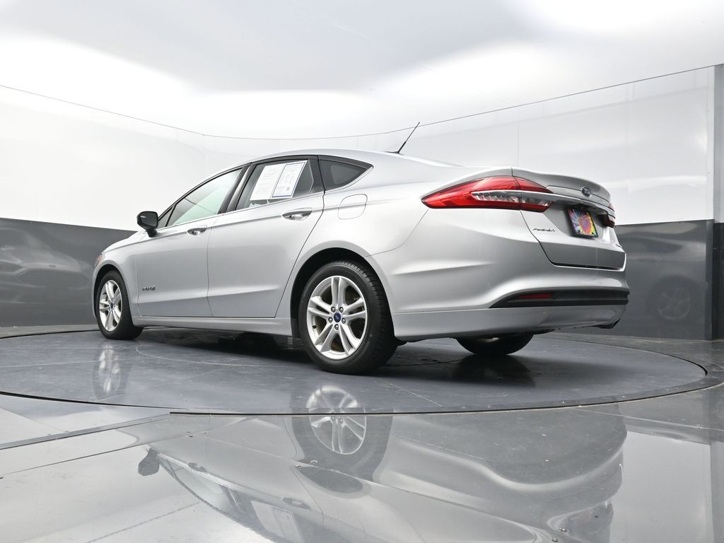 2018 Ford Fusion Hybrid S photo 22