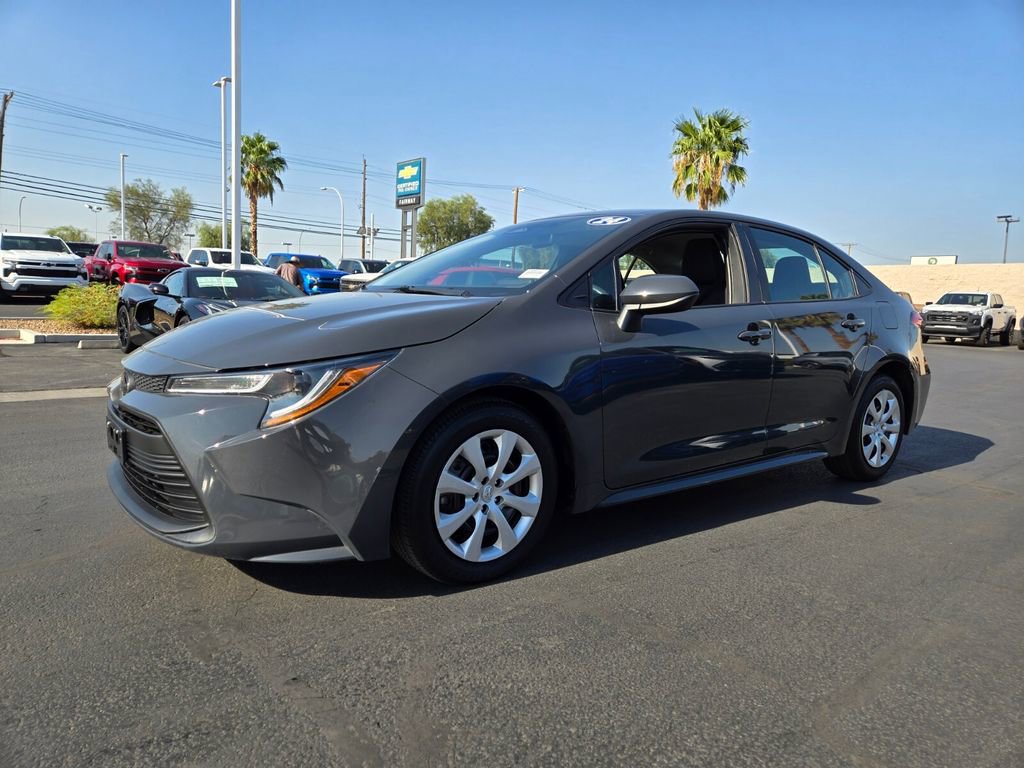 2024 Toyota Corolla LE photo 2