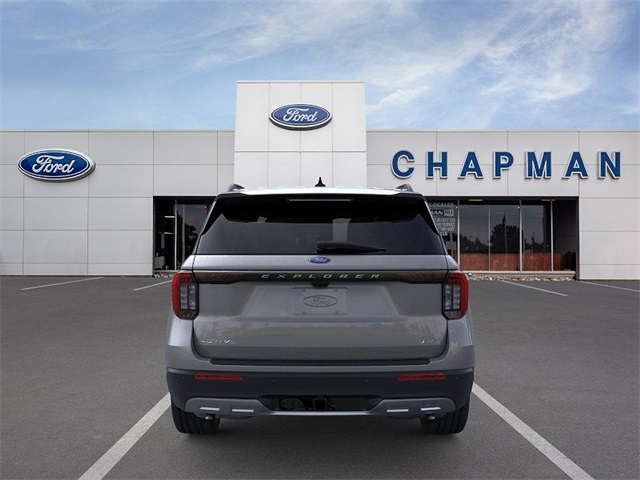 2025 Ford Explorer photo 4