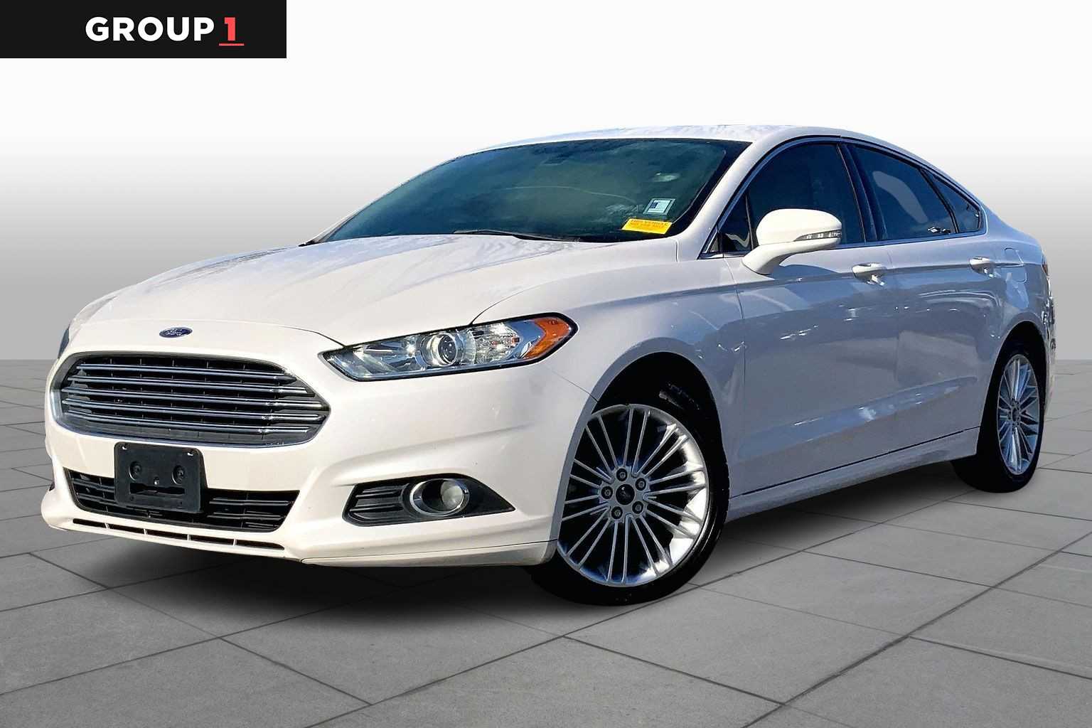 2016 Ford Fusion SE