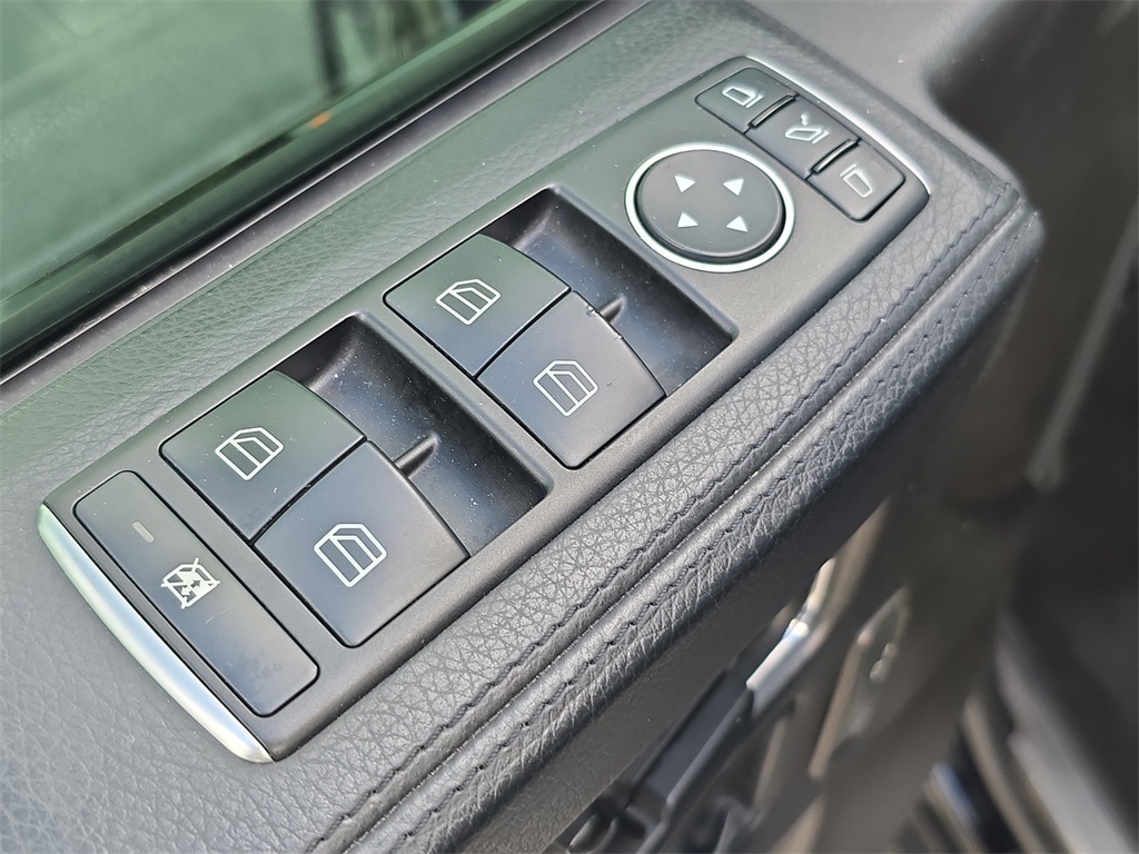 2016 Mercedes Benz G 63 photo 18