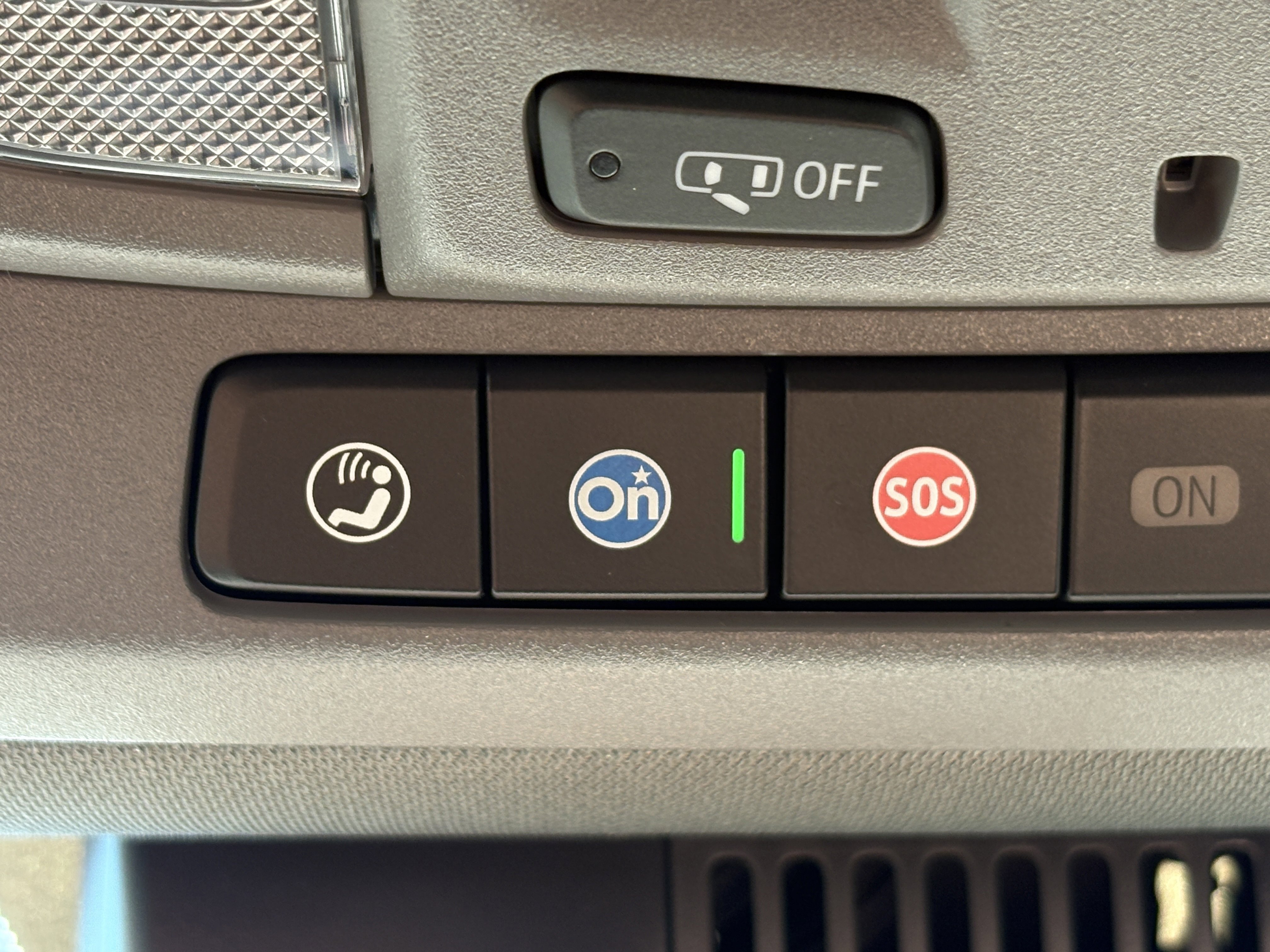 2025 Chevrolet Silverado 3500HD Work Truck photo 4