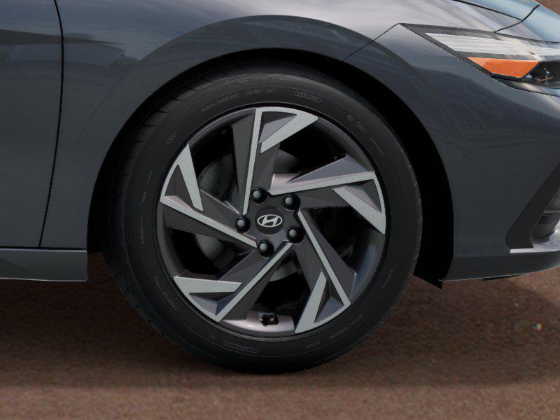 2025 Hyundai Elantra SEL Sport photo 7
