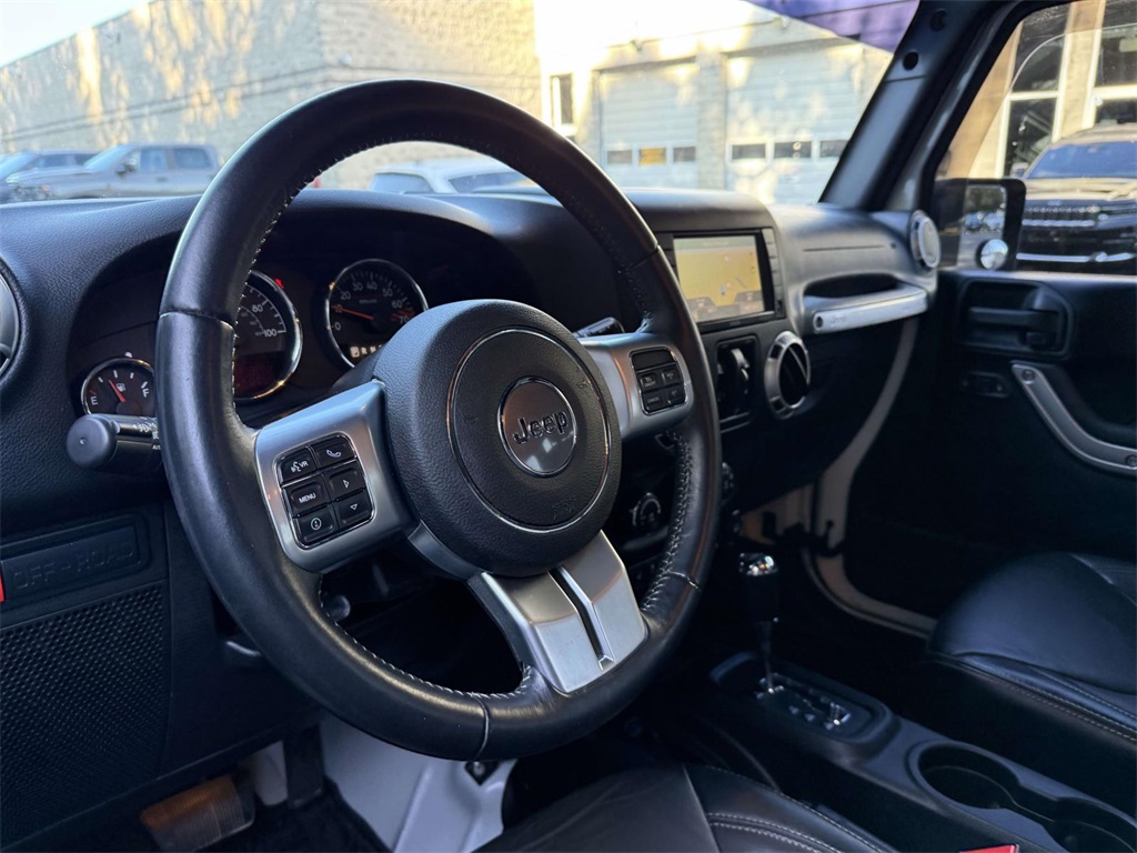2016 Jeep Wrangler Unlimited Rubicon Hard Rock photo 2