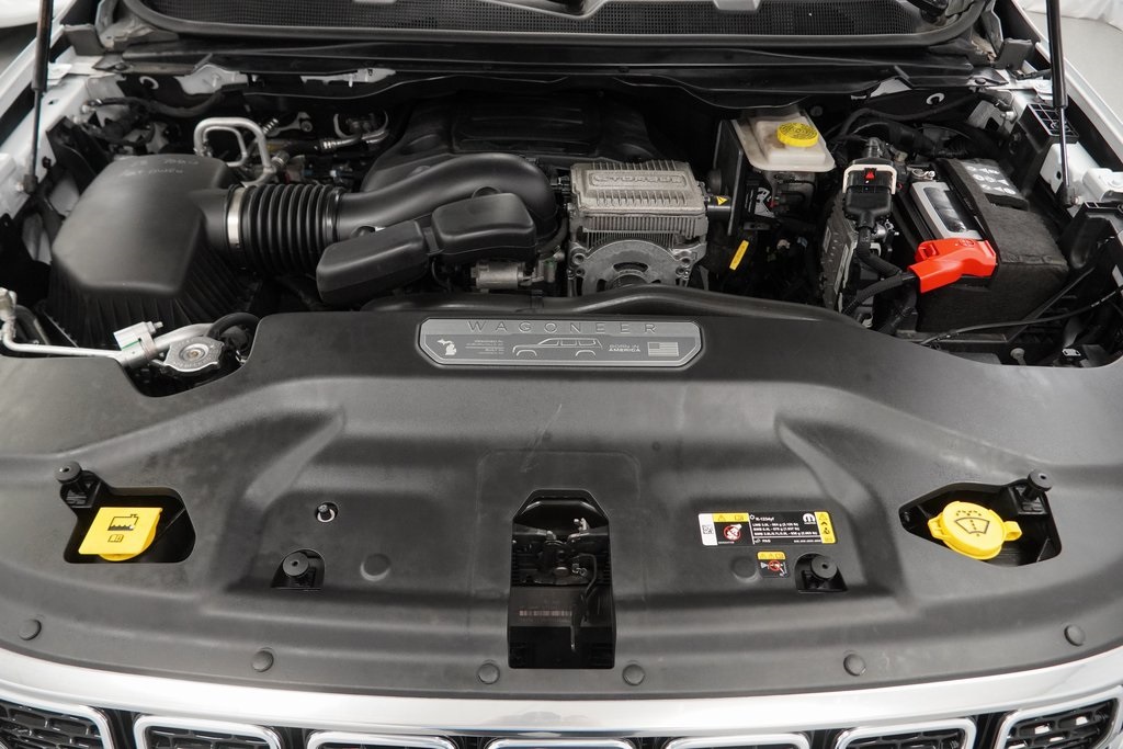 2023 Jeep Wagoneer Base photo 39