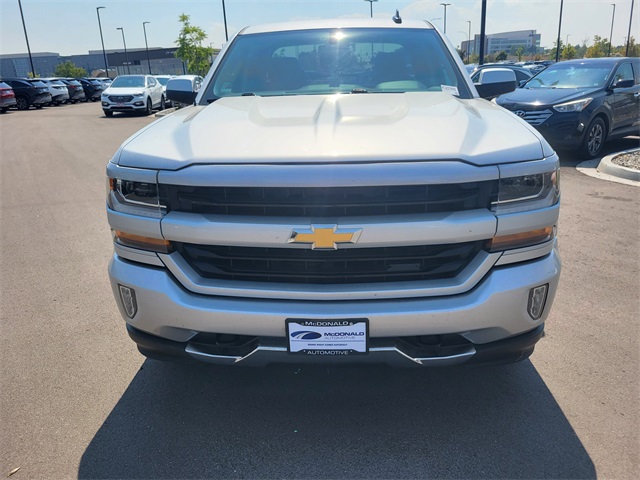 2018 Chevrolet Silverado 1500 LT photo 2