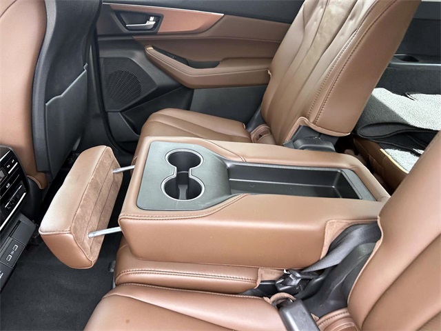 2023 Acura MDX Technology SH-AWD photo 18