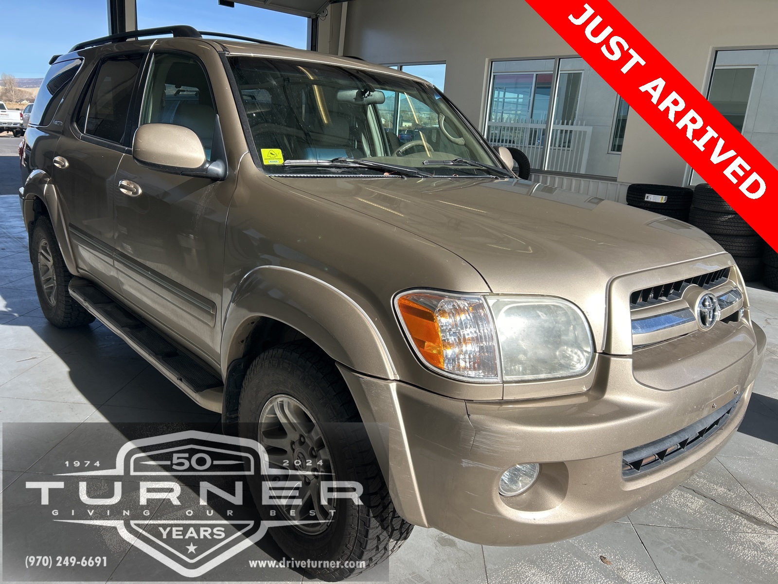 2006 Toyota Sequoia Limited's photo