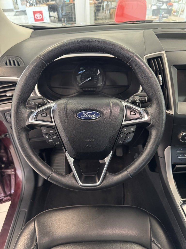 2020 Ford Edge SEL photo 12