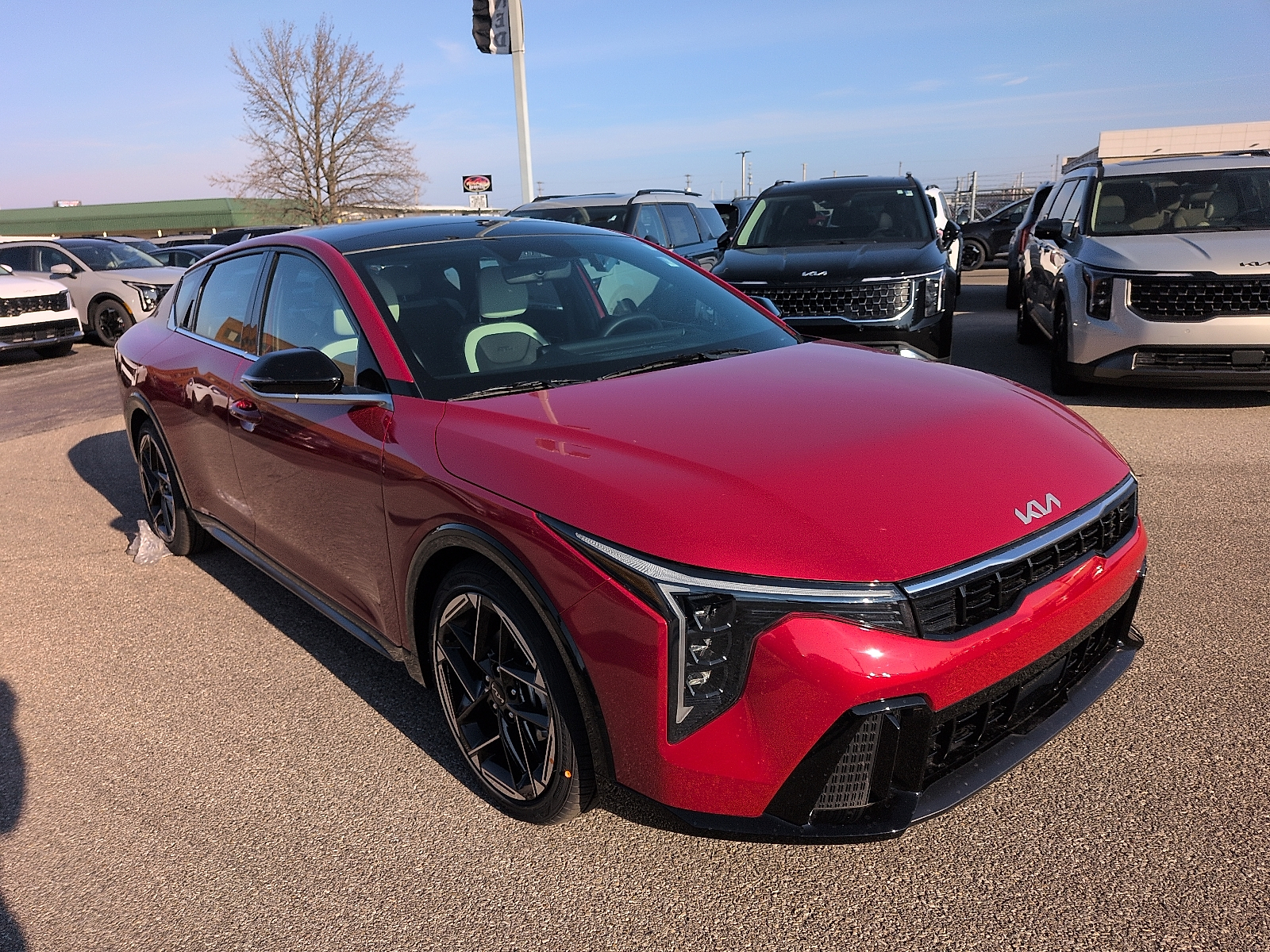 2025 Kia K4 GT-Line's photo