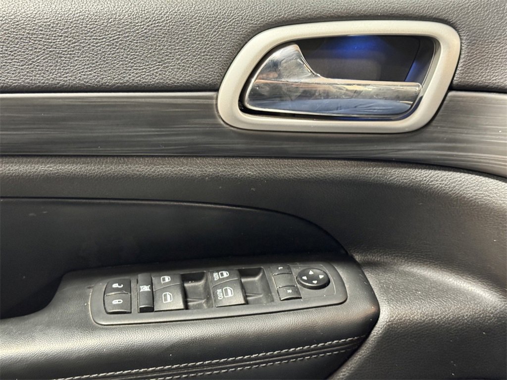2021 Jeep Grand Cherokee Laredo photo 34