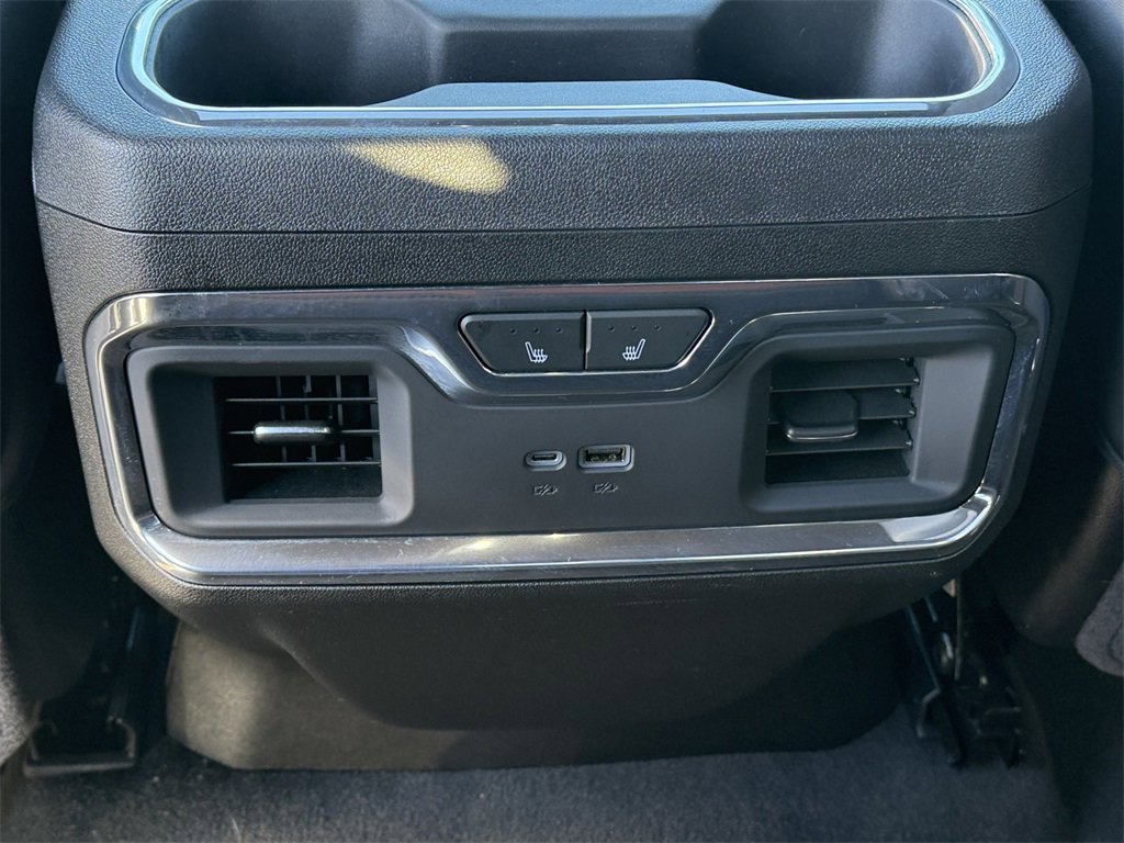 2025 GMC SIERRA - Image 30