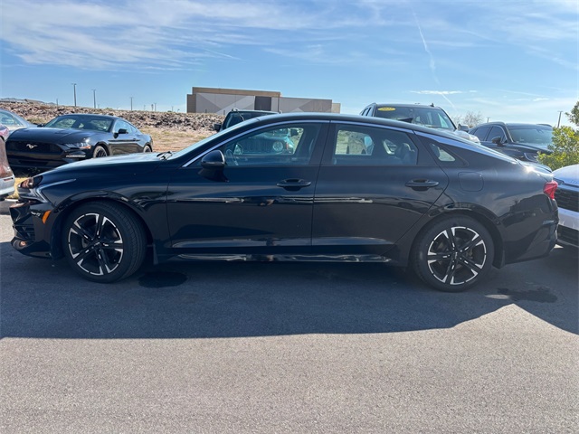 2022 Kia K5 GT-Line photo 3