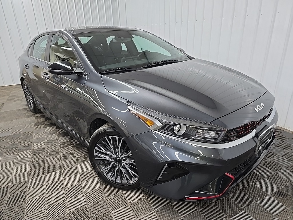 2022 Kia Forte GT-Line photo 7