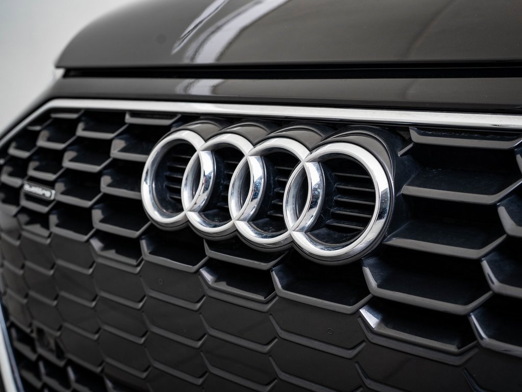 2022 Audi A3 40 Premium Plus Quattro photo 3