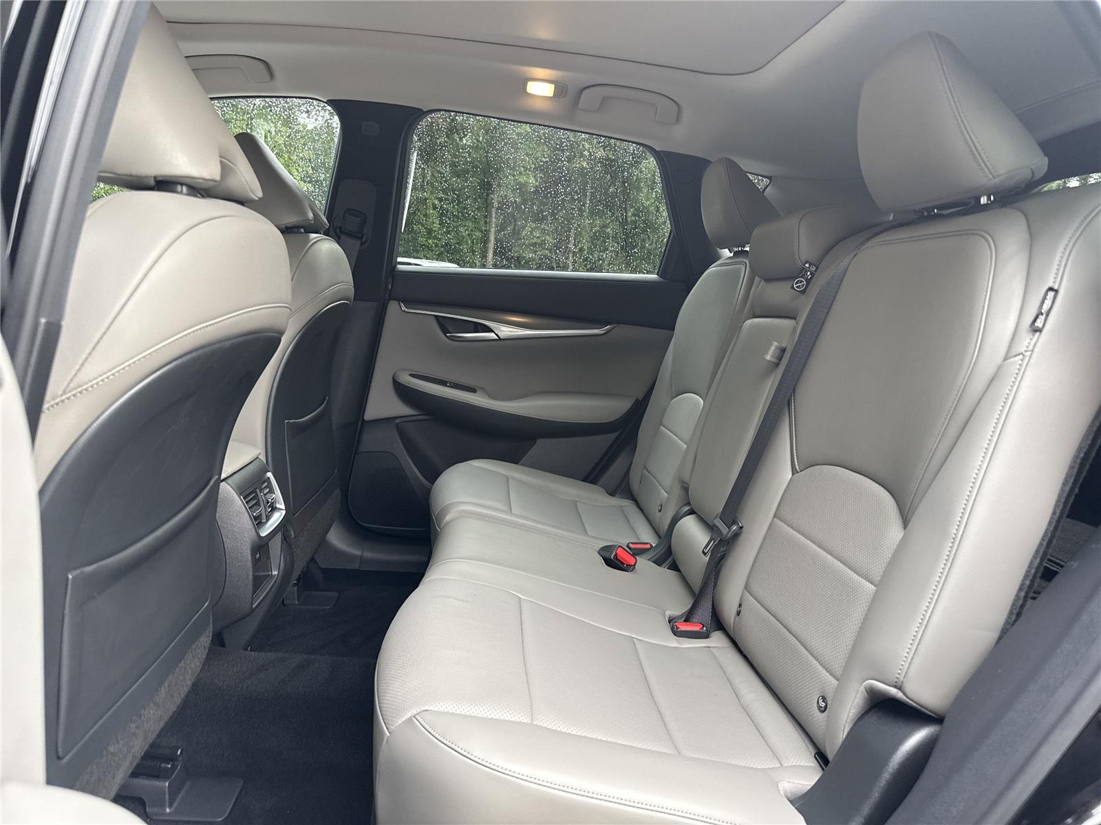 2024 Infiniti QX50 Luxe photo 4