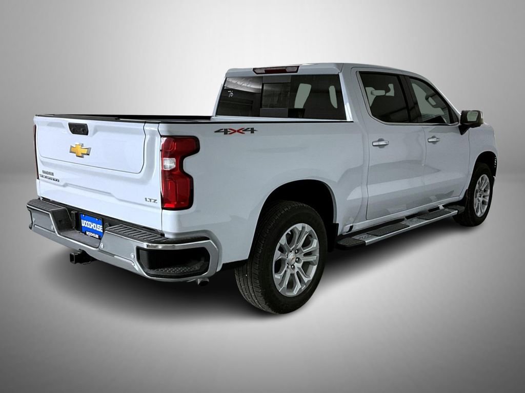 2026 Chevrolet Silverado 1500 LTZ photo 3