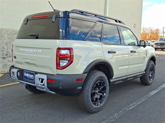 2025 Ford Bronco Sport Outer Banks photo 4