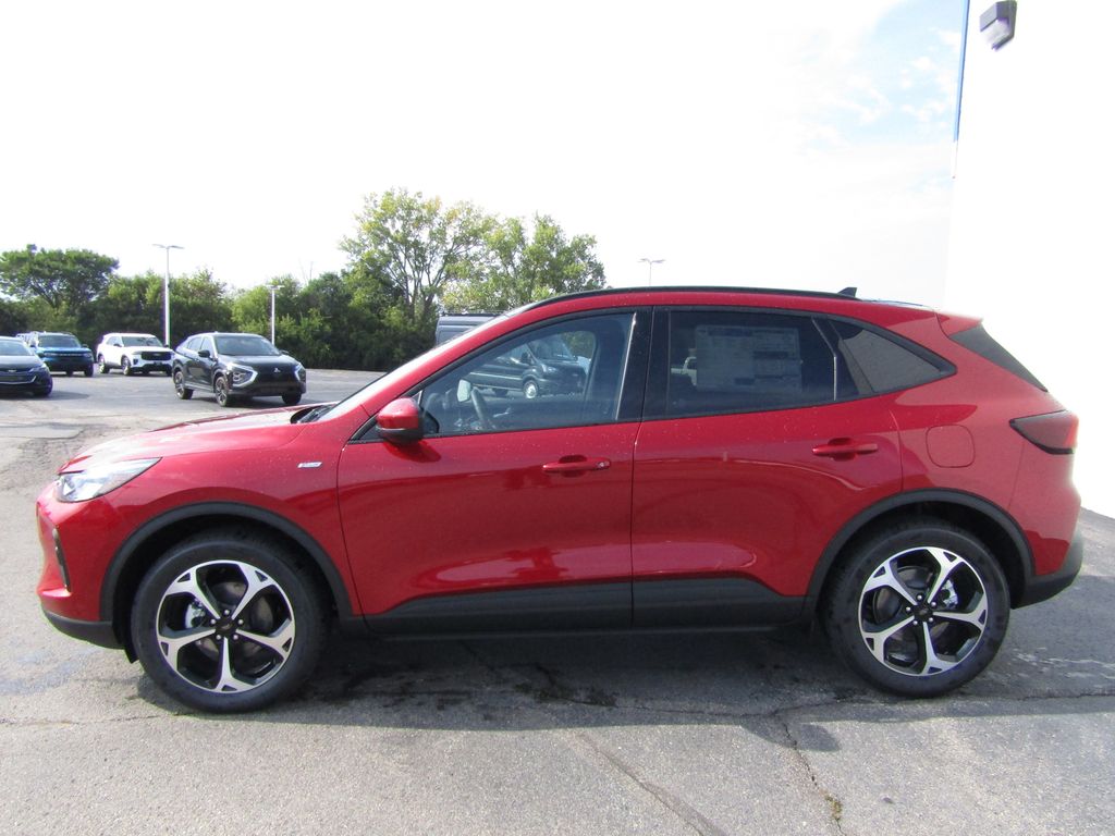 2025 Ford Escape ST-Line Select photo 2