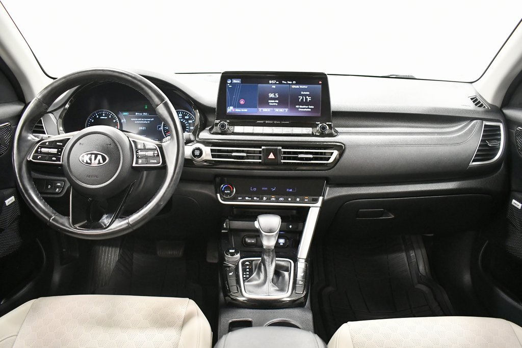 2021 Kia Seltos SX photo 3