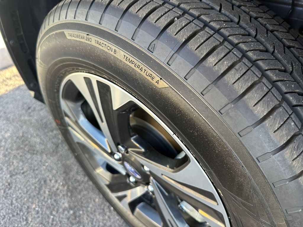2024 Subaru Crosstrek Premium photo 19