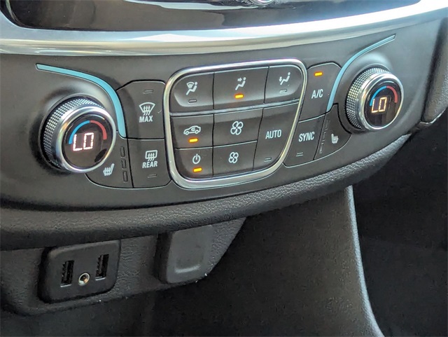 2023 Chevrolet Traverse 1LT photo 17