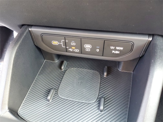 2025 Kia K4 GT-Line Turbo photo 19