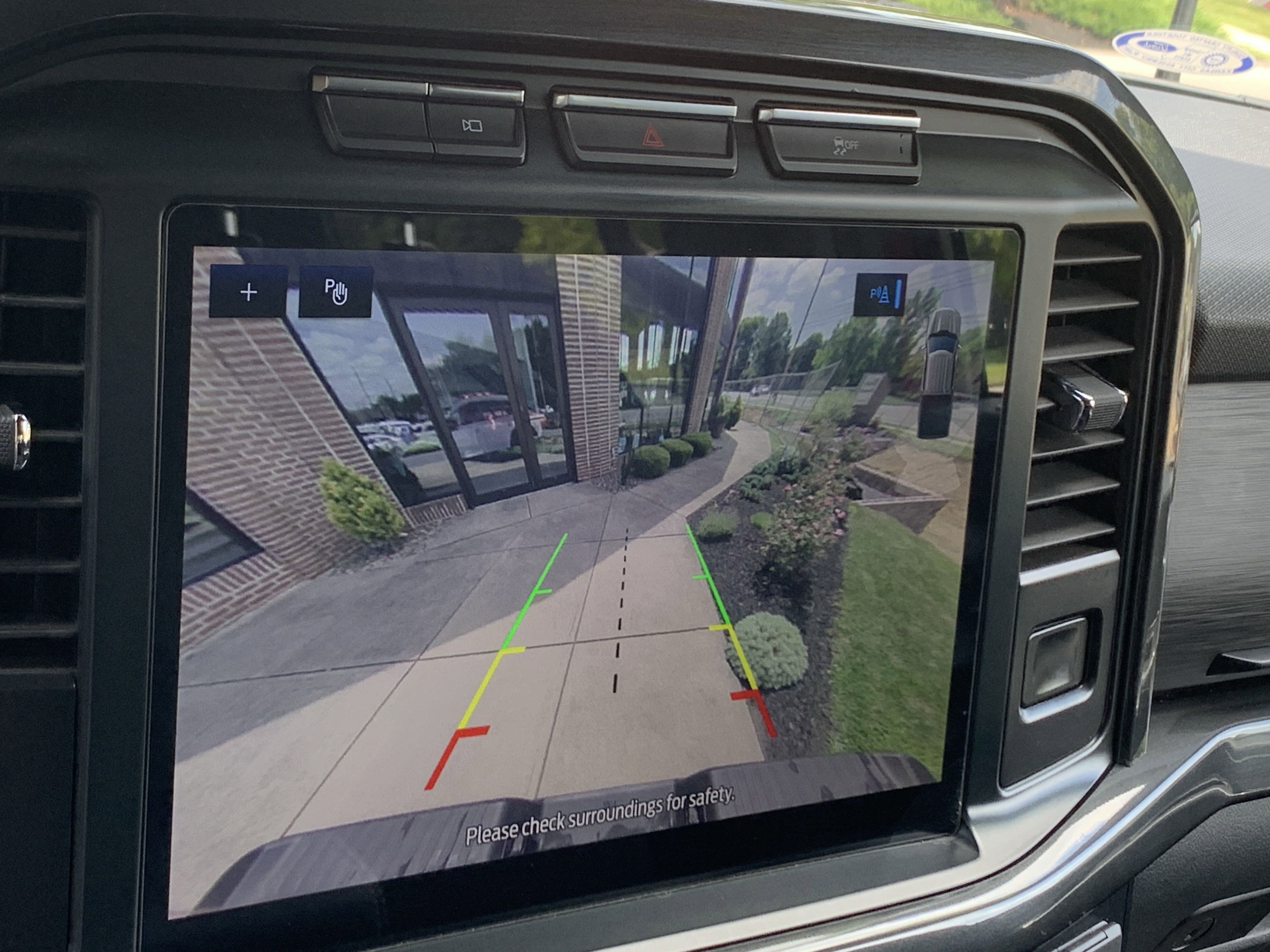 2022 Ford F-150 XLT photo 22