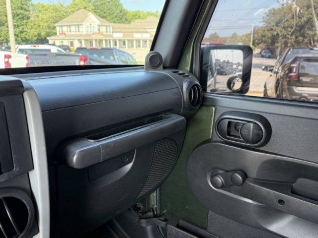 2008 Jeep Wrangler X photo 16