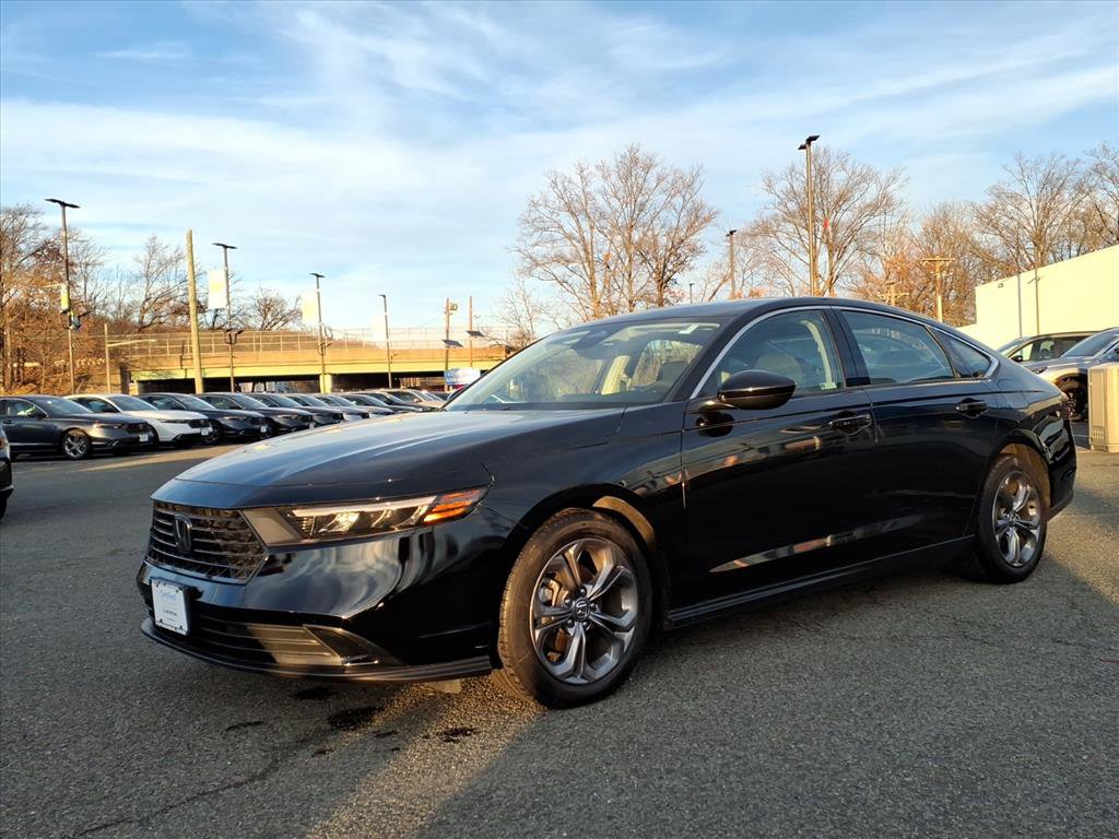2024 Honda Accord 1.5T EX photo 3