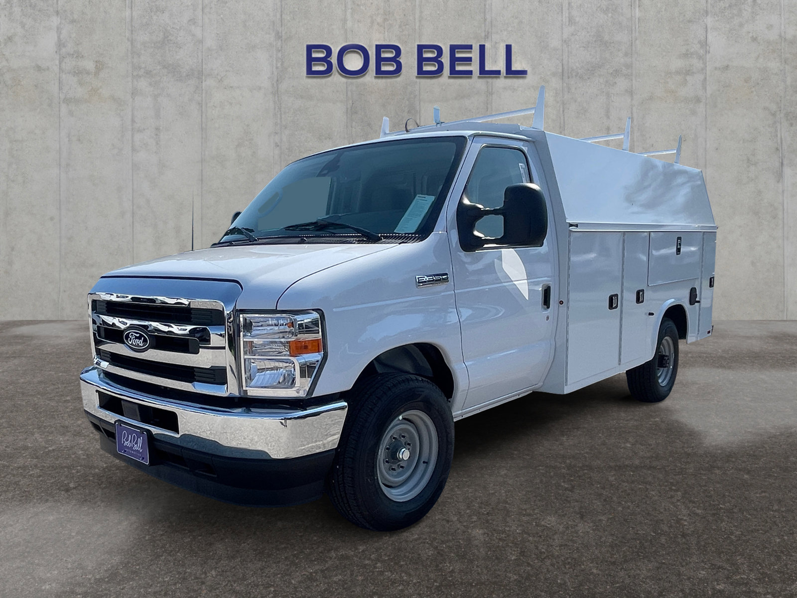 2026 Ford E-Series Cutaway Base's photo