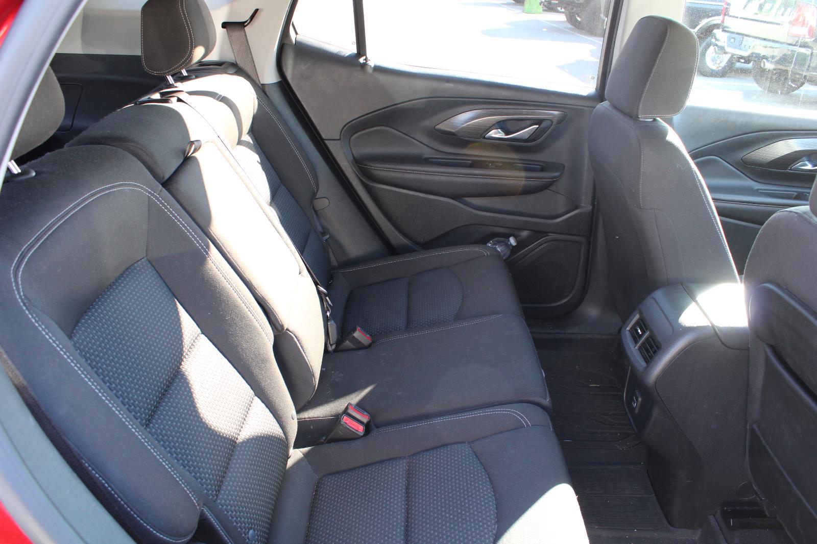 2022 Gmc Terrain SLE photo 4