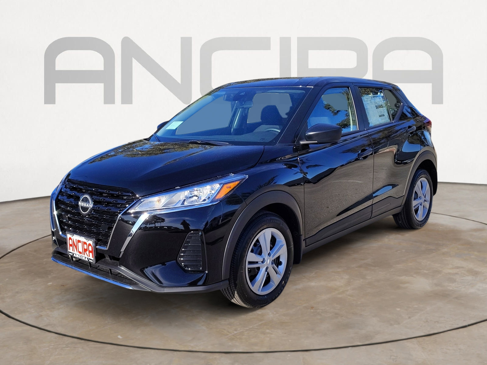 2025 Nissan Kicks Play S photo 5