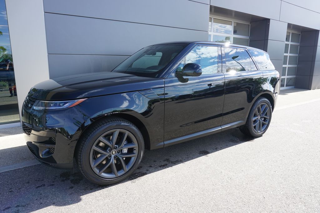 2025 Land Rover Range Rover Sport SE photo 2