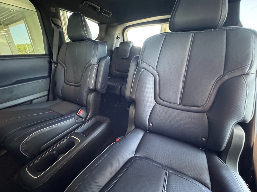 2026 Infiniti QX80 Sensory photo 19