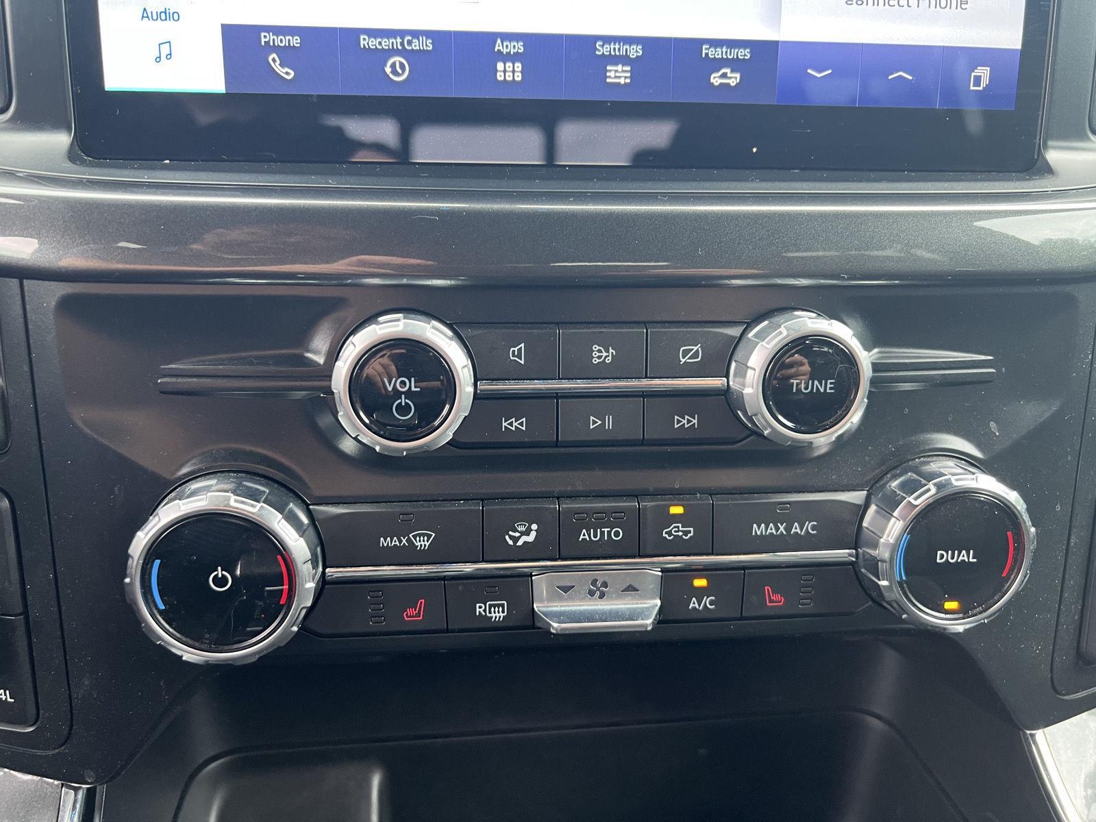 2022 Ford F-150 XLT photo 13