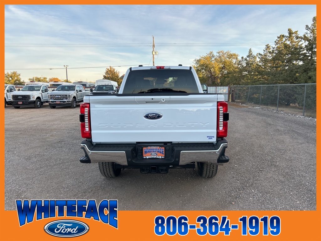 2026 Ford F-350 Lariat photo 4
