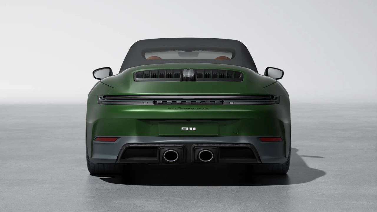 2026 Porsche 911 4 GTS photo 8