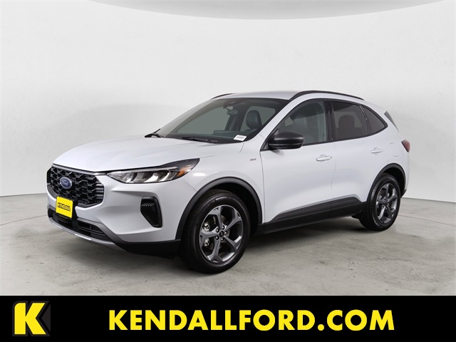 2025 Ford Escape ST-Line's photo