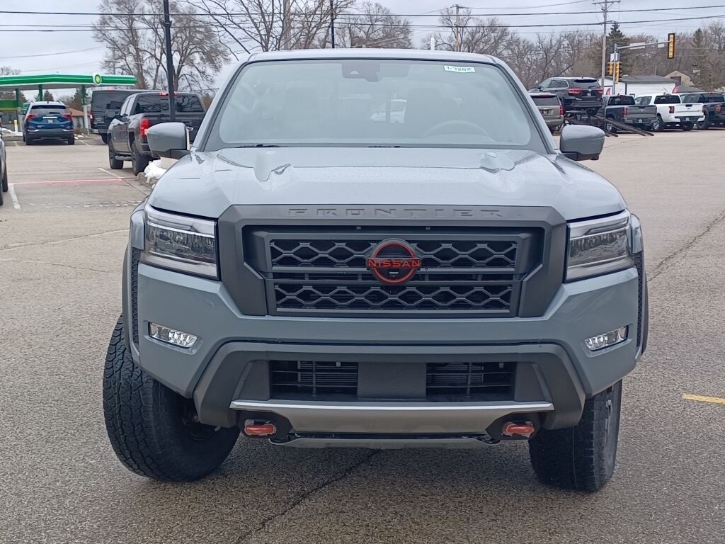 New 2024 Nissan Frontier Crew Cab PRO4X® Truck in Lindenhurst N23227