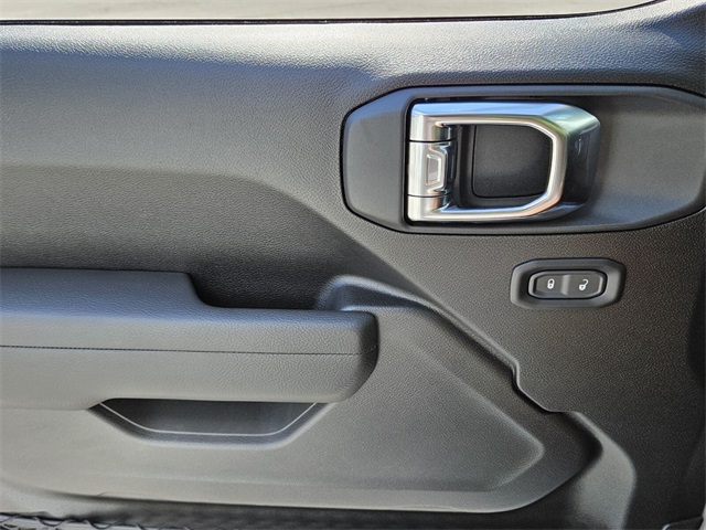 2025 Jeep Wrangler Sport photo 26