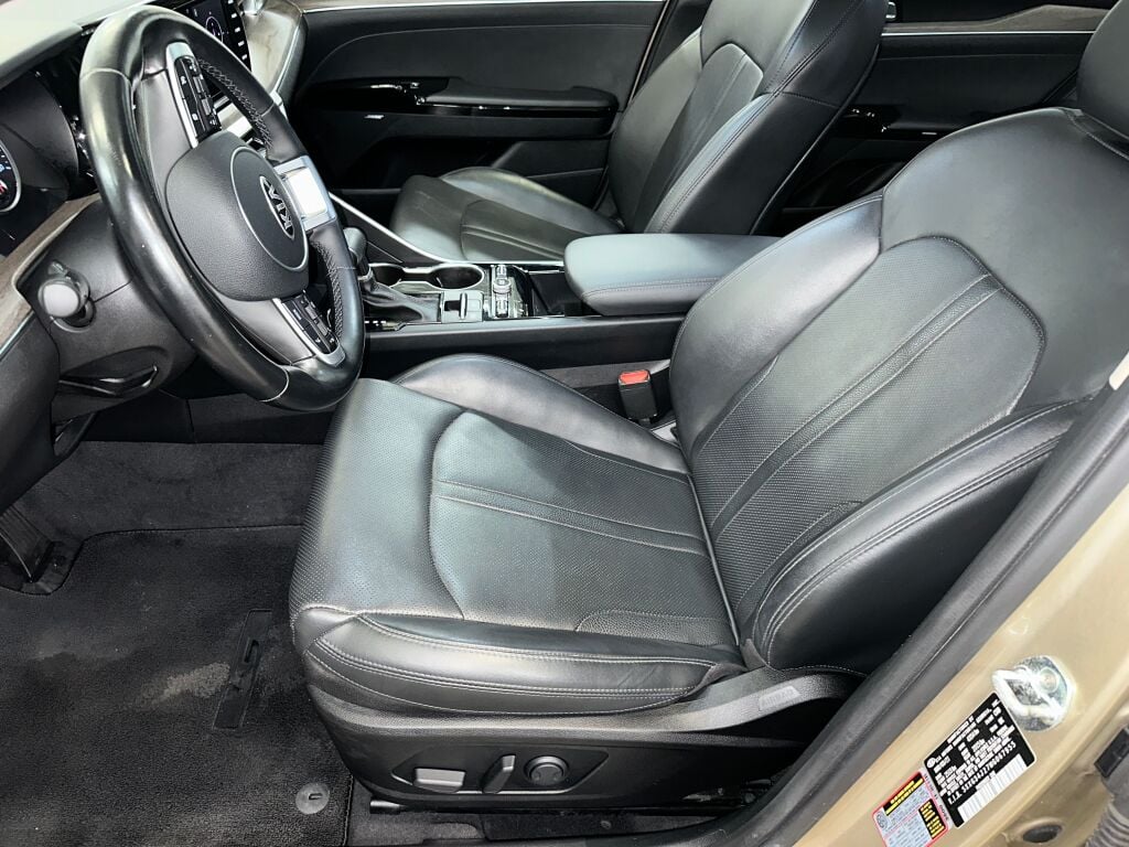 2021 Kia K5 EX photo 2
