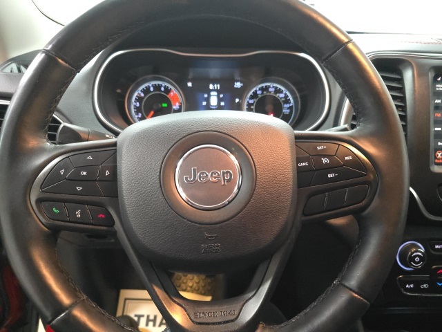 2019 Jeep Cherokee Trailhawk photo 27