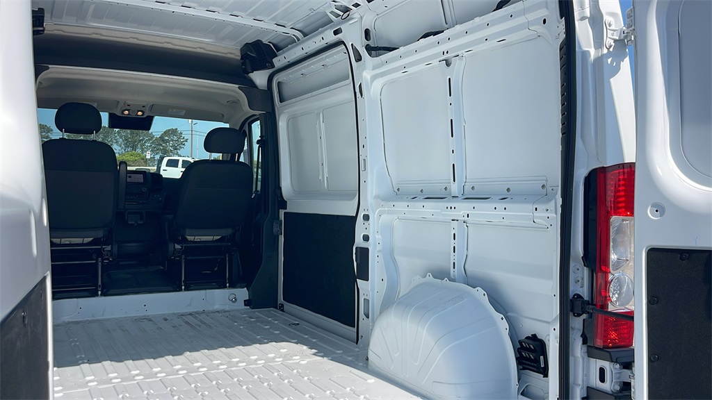 2025 Ram ProMaster 1500 photo 10