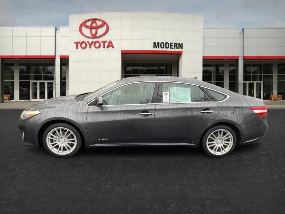 2013 Toyota Avalon Hybrid Limited photo 2