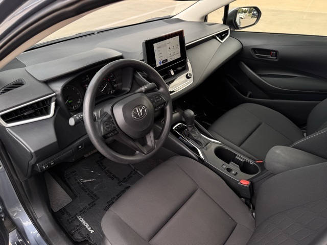 2024 Toyota Corolla Hybrid LE photo 3