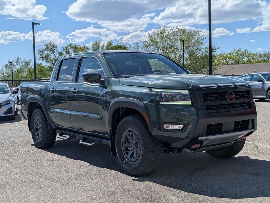 2025 Nissan Frontier PRO-4X's photo