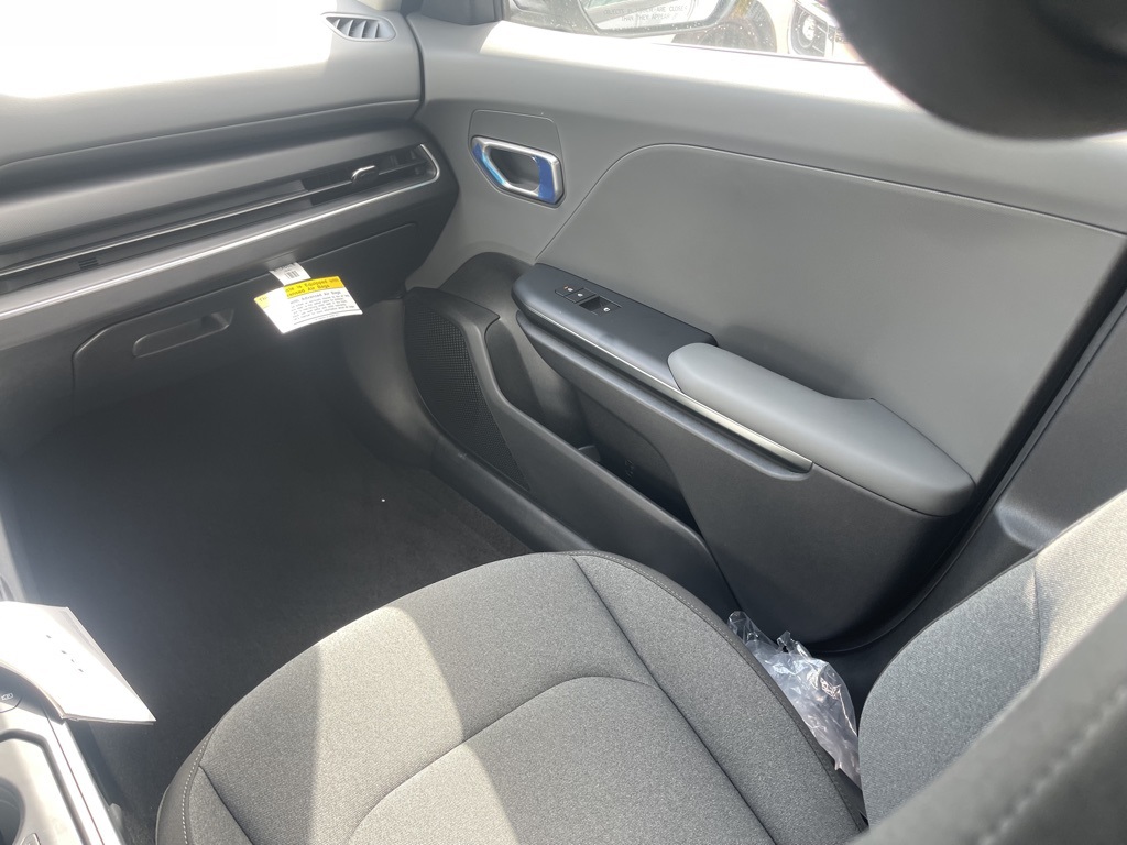 2025 Kia K4 LXS photo 12